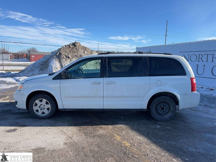 2008-dodge-grand-caravan-se-image-9