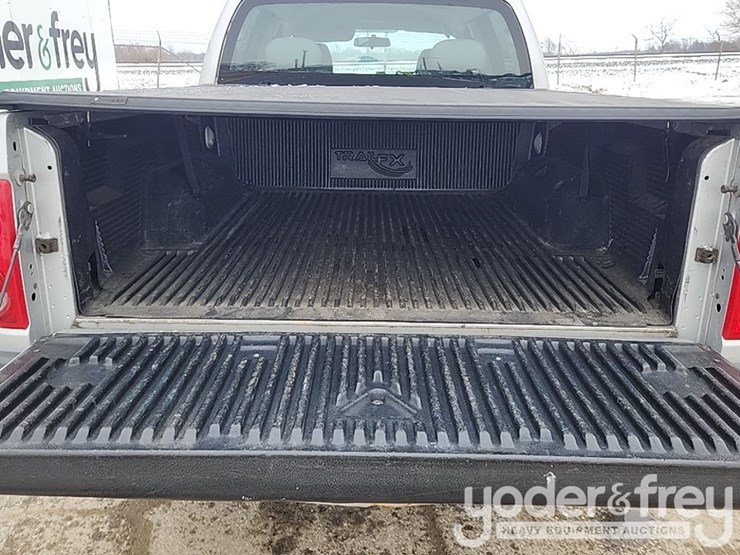 2011-dodge-dakota-image-29