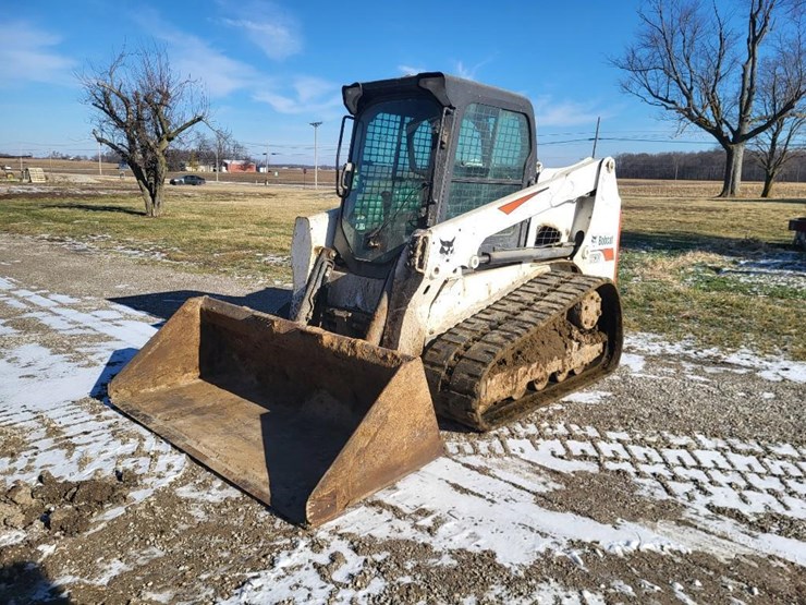 2017-bobcat-t630-image-1