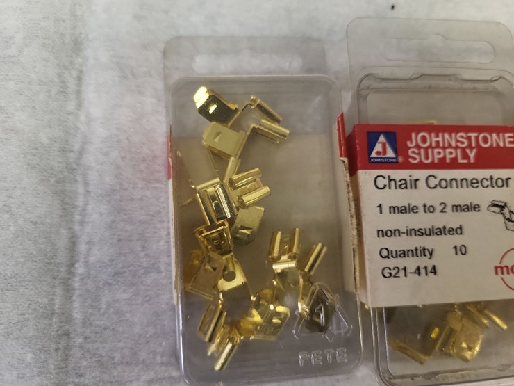 (5)-boxes-chair--1-male-to-2-male-non-insulated-connectors---tag-#1214-image-3