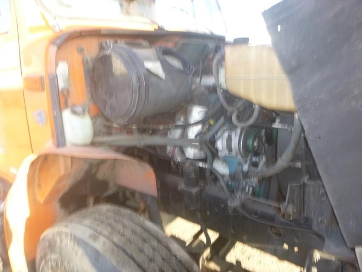 1999-international-4900-image-28