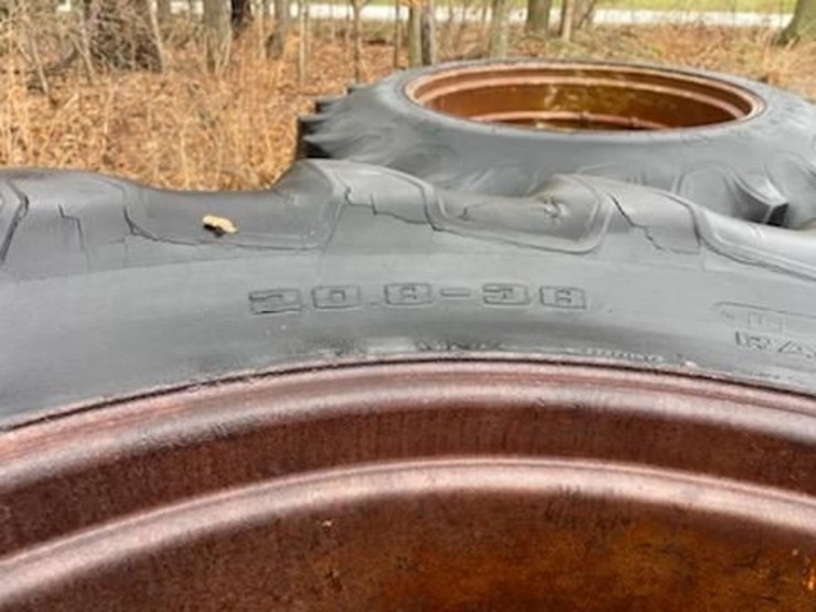 (2)-20.8-38-tires-on-beveled-rims-image-3