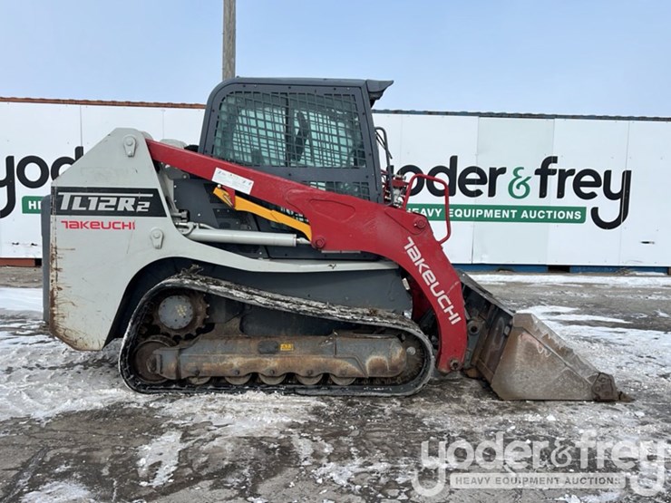 2022-takeuchi-tl12r2-image-21