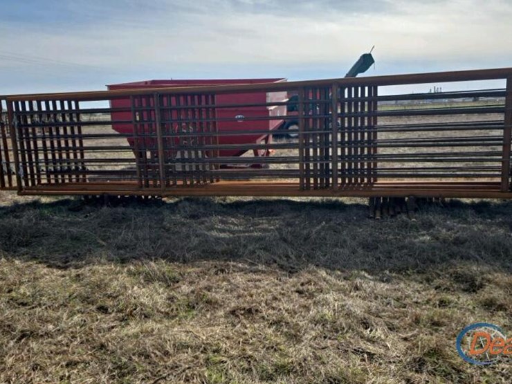 24'x6'-free-standing-metal-fence-panel-image-2