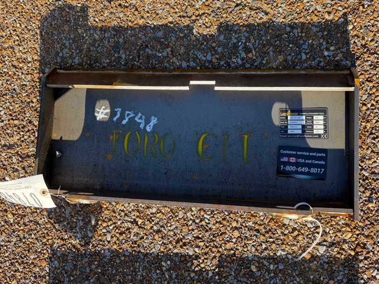 #7848-•-land-honor-mini-skid-steer-mount-plate-image-2