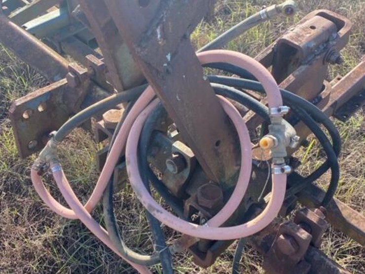 5-row-cultivator-image-3