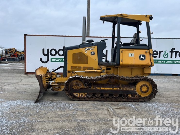 2015-deere-450j-image-2