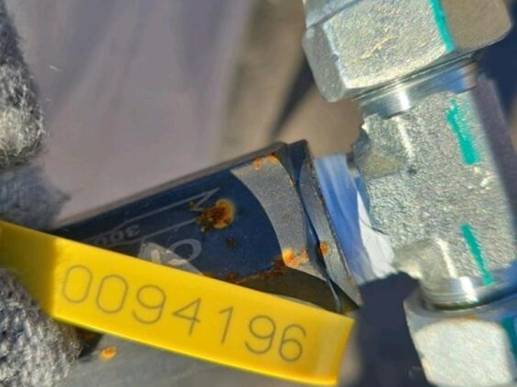 6'-rotary-mower-for-skid-steer-image-3