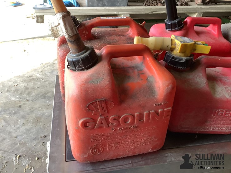 assorted-gas-jugs-image-3