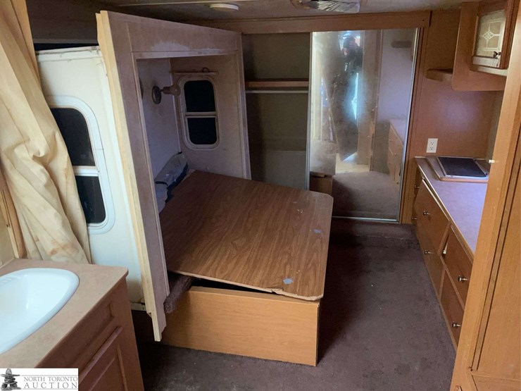 2005-dutchmen-four-winds-image-28