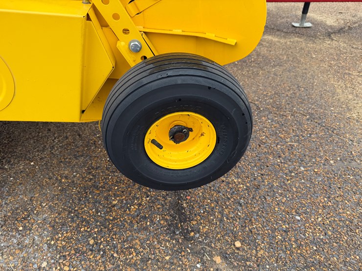 2019-new-holland-bc5070-image-17