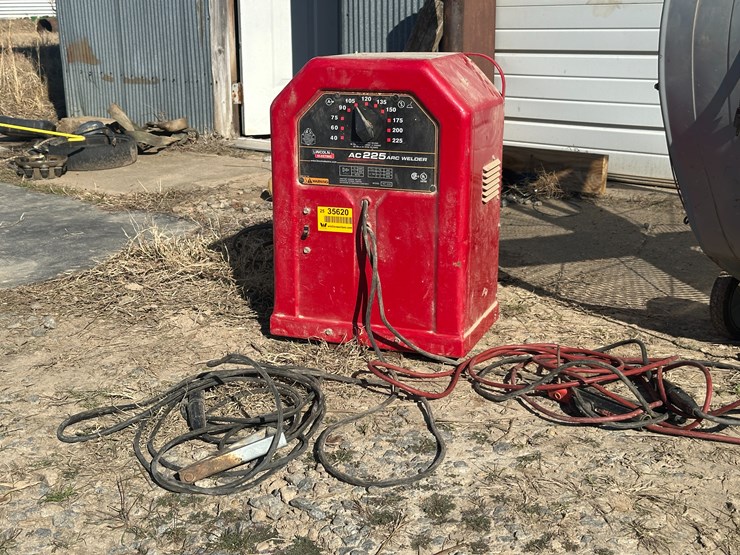 #35620-•-lincoln-electric-ac225-arc-welder-image-1