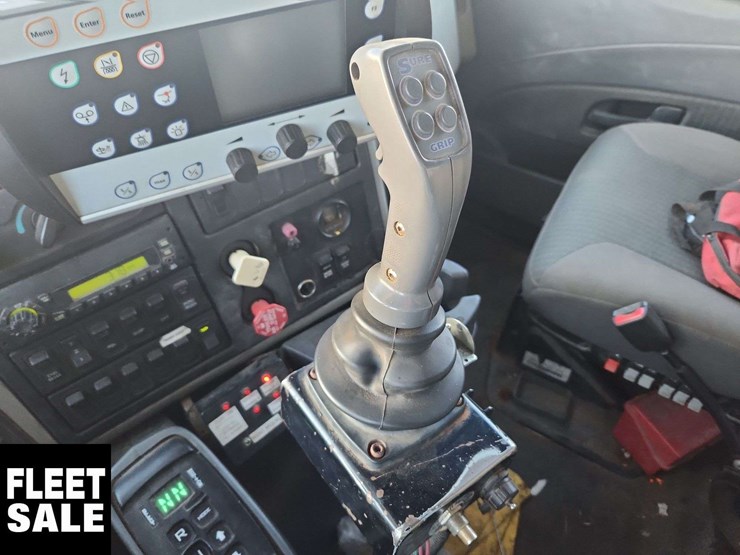 2009-international-workstar-7600-image-24