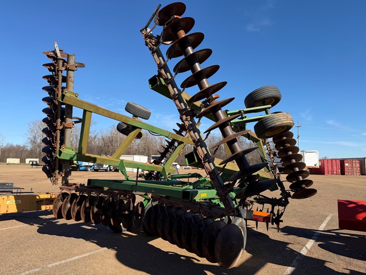 john-deere-637-image-6