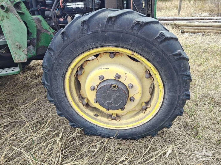 1995-john-deere-5200-image-21