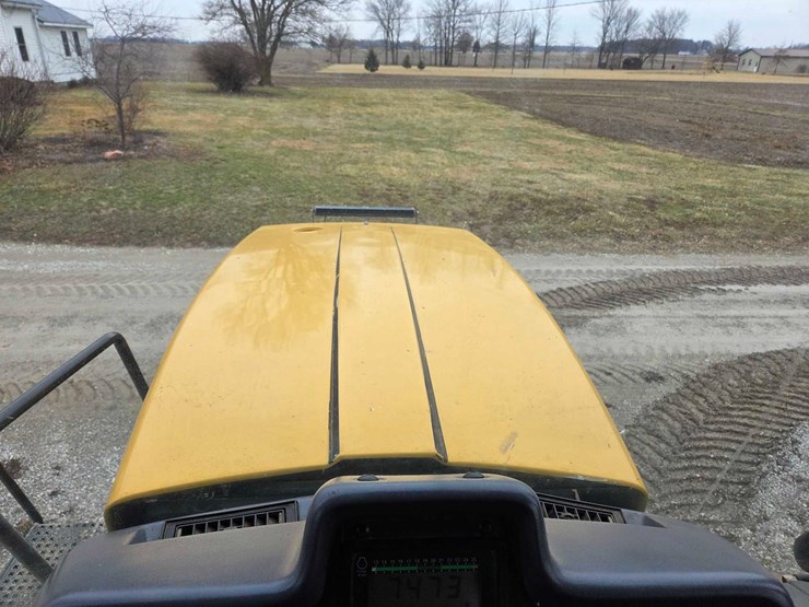 cat-75c-track-tractor-image-30