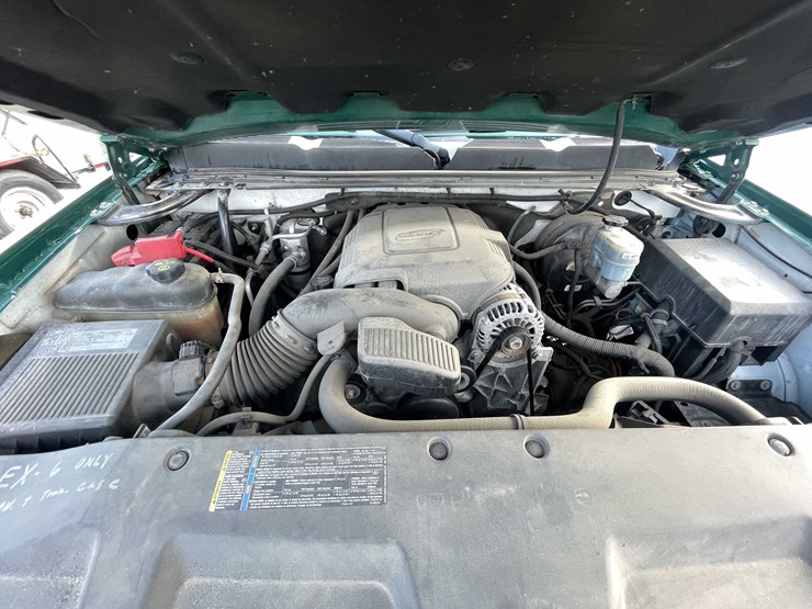 2011-chevrolet-1500-image-58