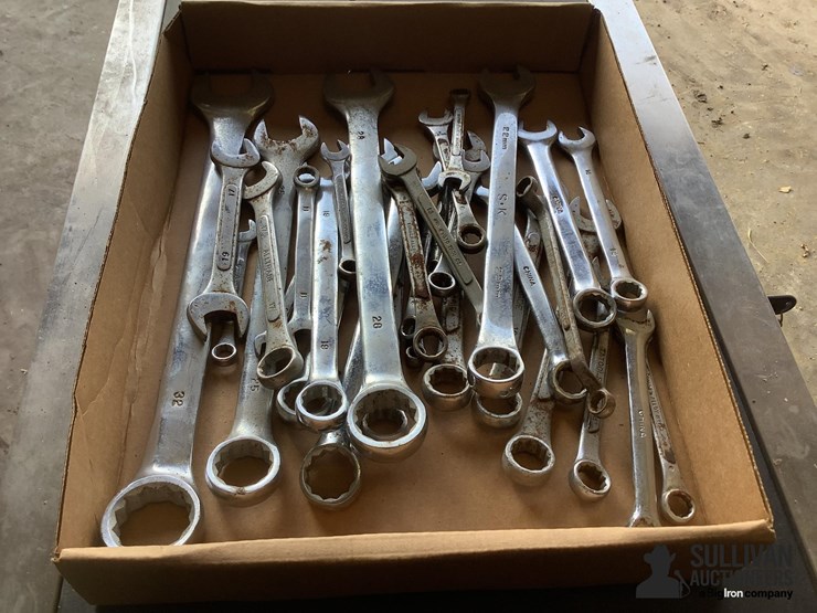 assorted-combination-wrenches-image-3