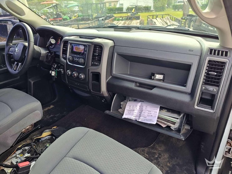 2013-dodge-ram-1500-image-12