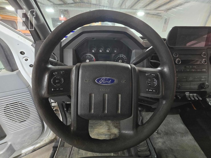 2015-ford-f550-image-10