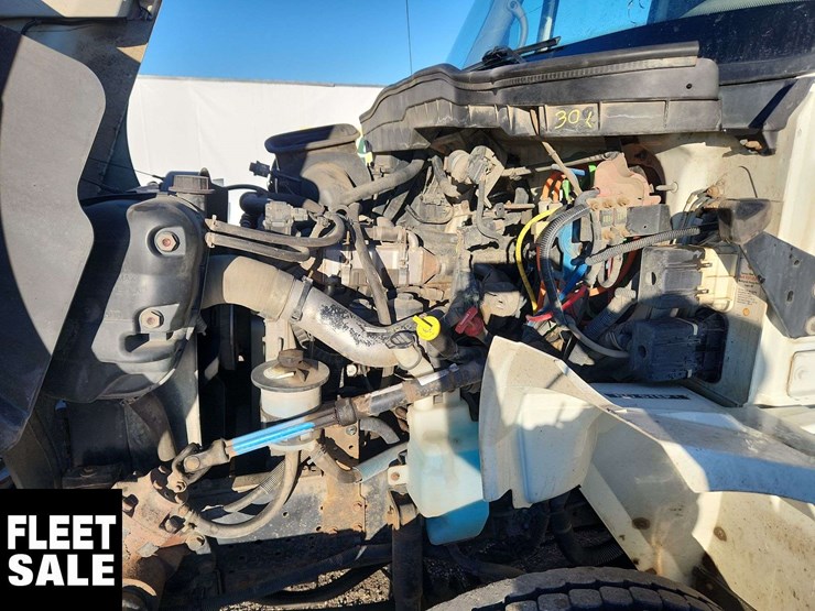 2009-international-durastar-4400-image-27