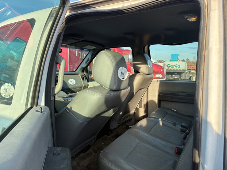 2012-ford-f450-image-3