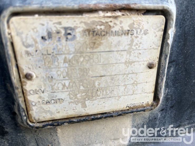 2014-komatsu-wa320-7-image-15