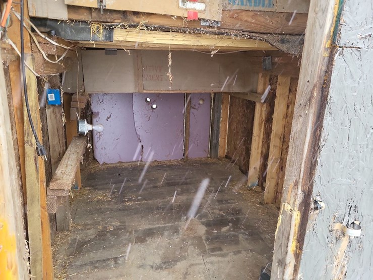 portable-chicken-coop-image-10