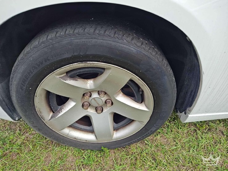 2017-dodge-charger-sedan-image-39