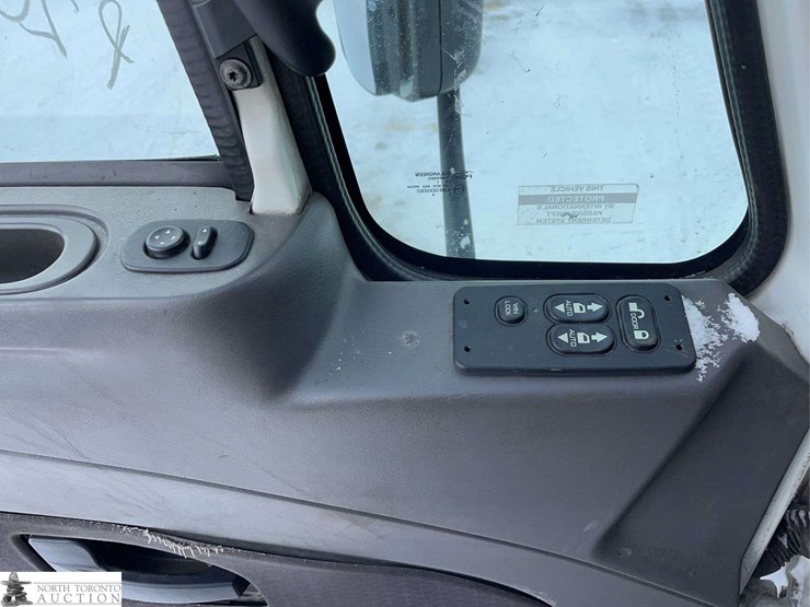 2012-international-4000-image-26