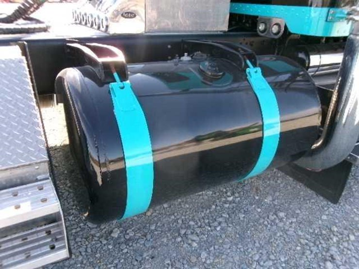 1988-peterbilt-379-image-18