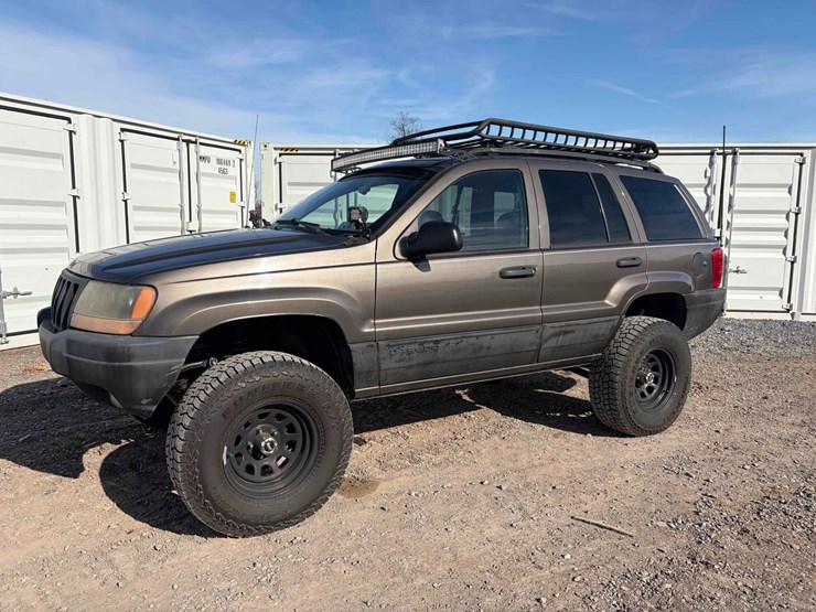2000-jeep-grand-cherokee-image-1