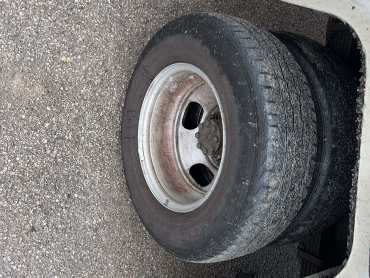 2016-chevrolet-express-g3500-image-11