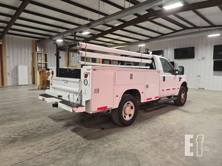 2009-ford-f350-image-3