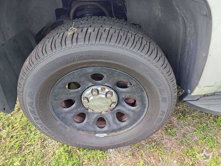 2012-chevrolet-tahoe-image-41