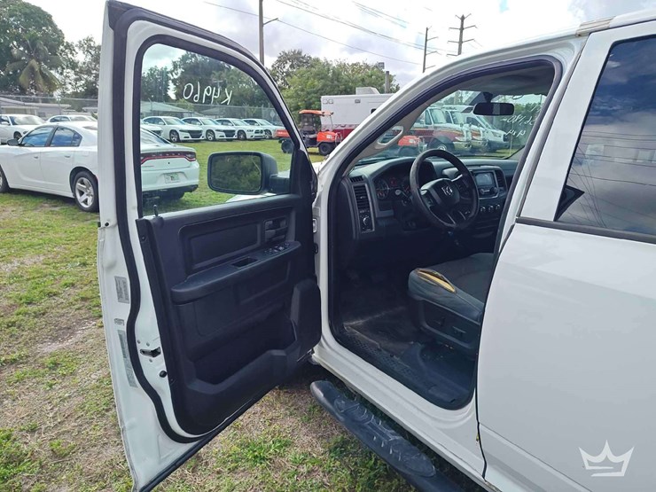 2017-dodge-1500-image-14