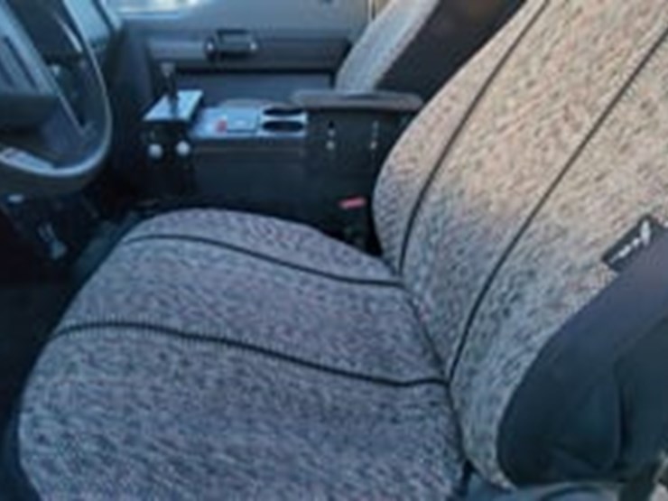 2012-ford-f550-image-6