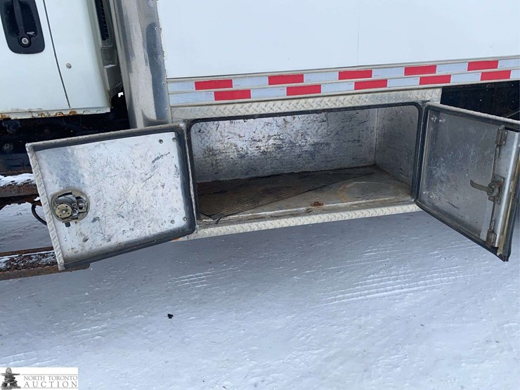 2009-international-durastar-4400-image-36