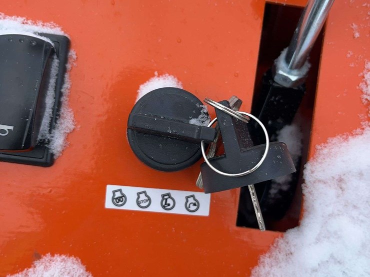 2026-unused-captok-ck36c-tracked-mini-skid-steer-image-17