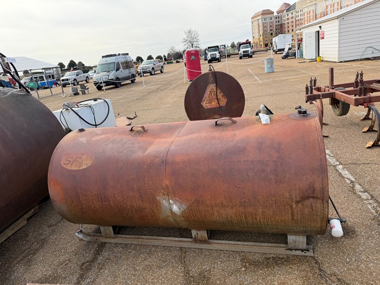 #7766-•-fuel-tank-image-2