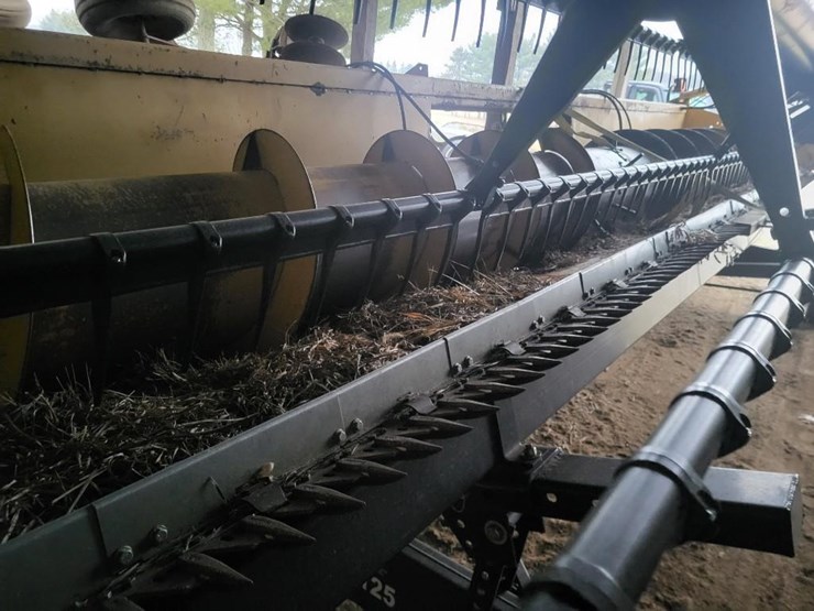 new-holland-973-image-24