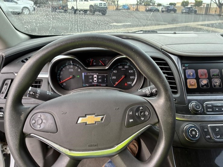 2019-chevrolet-impala-sedan-image-15