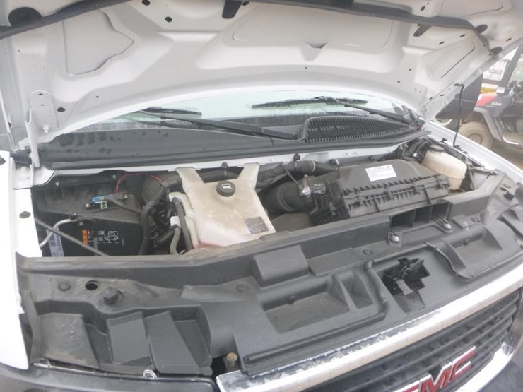 2023-gmc-3500-image-15