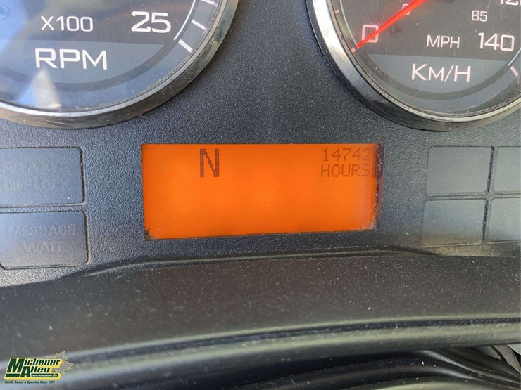 2017-international-prostar-image-21