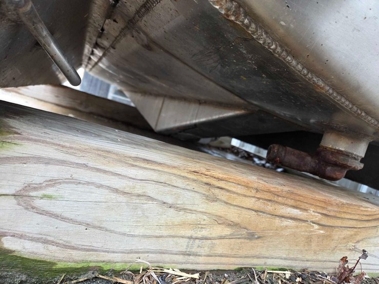 2017-oxbo-7550-image-8