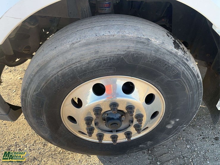 2017-international-prostar-image-10