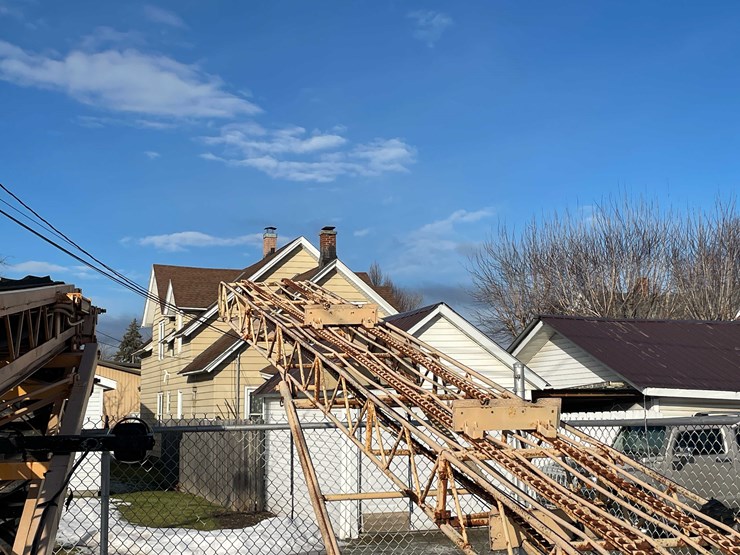 #2252-•-portable-conveyer-lift-image-12