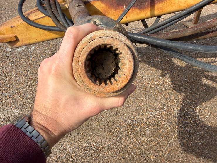 #7777-•-pull-type-ditcher-image-5