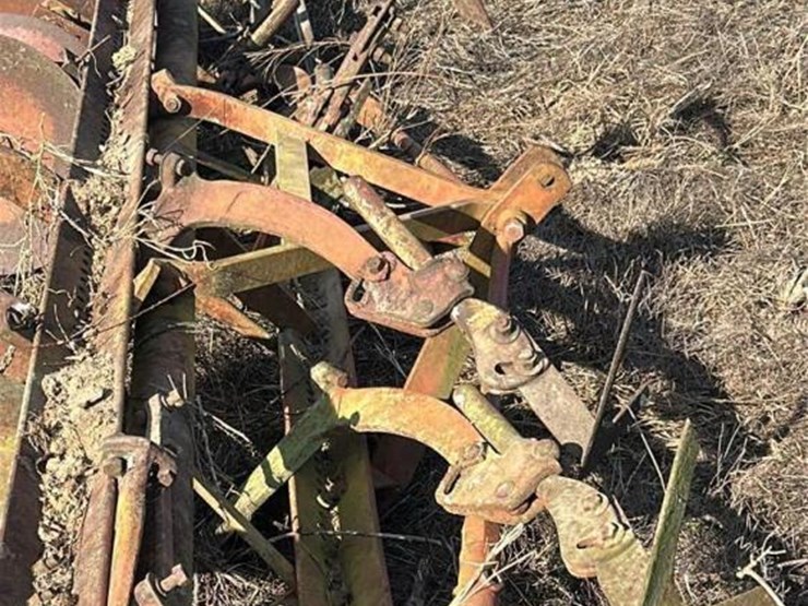 12-row-cultivator-image-7