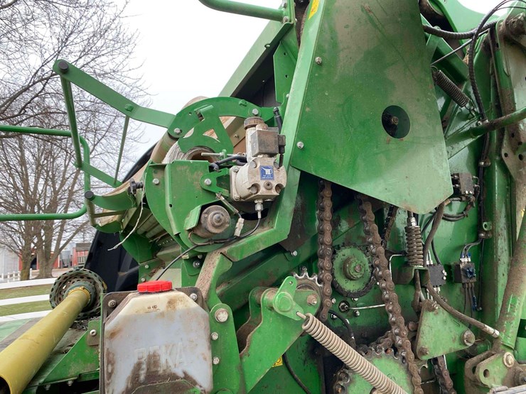 mchale-750-v6-round-baler,-image-51